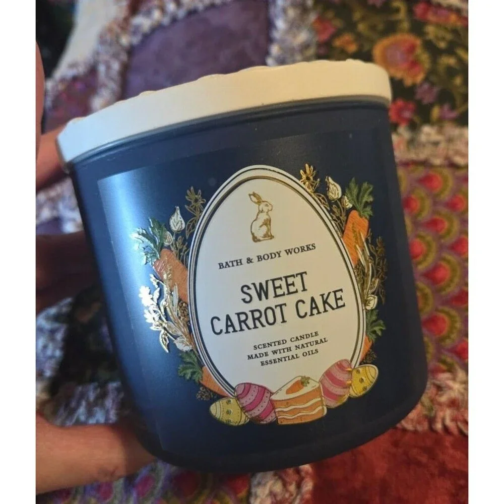 Bath & Body Works Sweet Carrot Cake 3-wick Candle with Ceramic Bunny Lid 14.5 oz